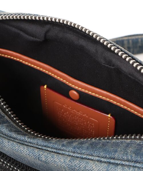 チャン   COACH  デニムクロスボディーバッグ COACH（コーチ） ショルダーバッグ ダコタ クロスボディ バッグ