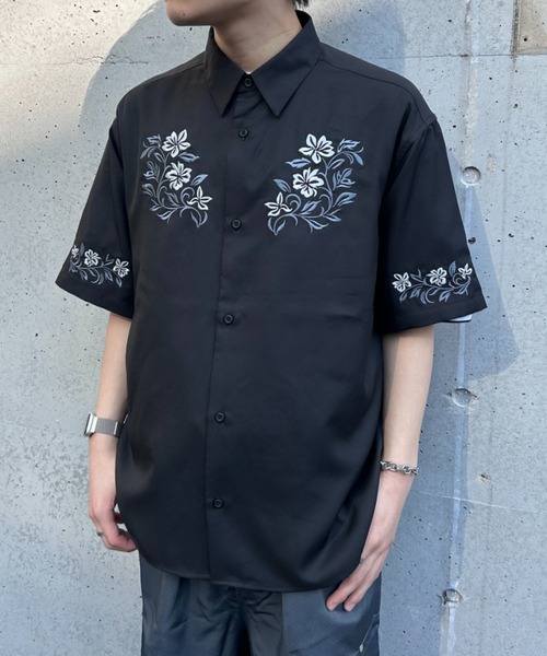 Men'sPaul Smith　黒×刺繍花柄　М　半袖シャツ link lot シャツ 半袖 花柄刺繍入り半袖シャツ メンズ レディース