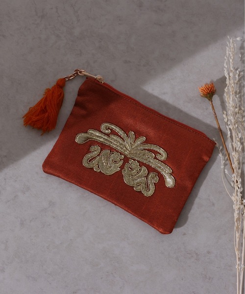 emesuelee ポーチ ザリ刺繍ポーチ ドラゴン レオパード レディース  