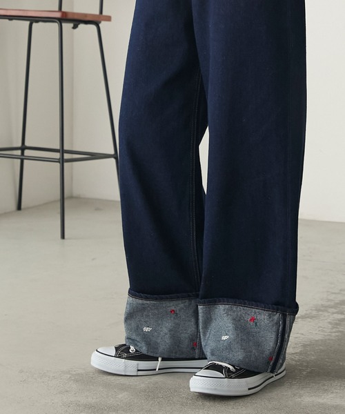 新品タグ付き　スプリングフラワーデニムパンツ　M ♥️ダーリッチ スプリングフラワーデニムパンツ M♥️