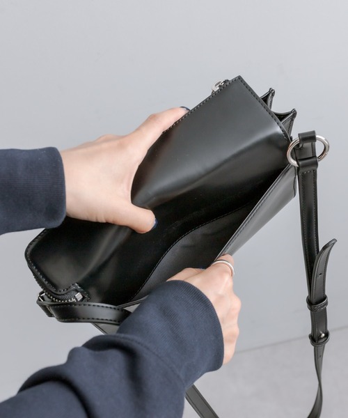ear PAPILLONNER ショルダーバッグ バッグ 「本革/480g」2WAY