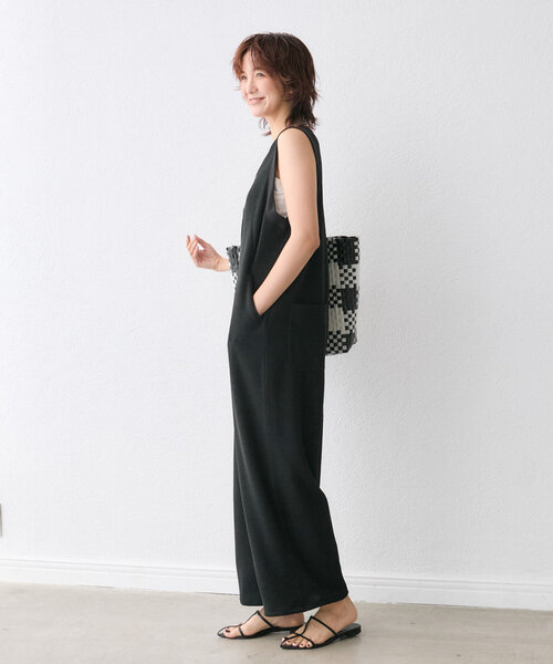 【新品未使用】RIVE DROITE リヴドロア サロペットベージュ　Free 2025年最新】RIVE DROITE サロペット・オーバーオール・オールインワン