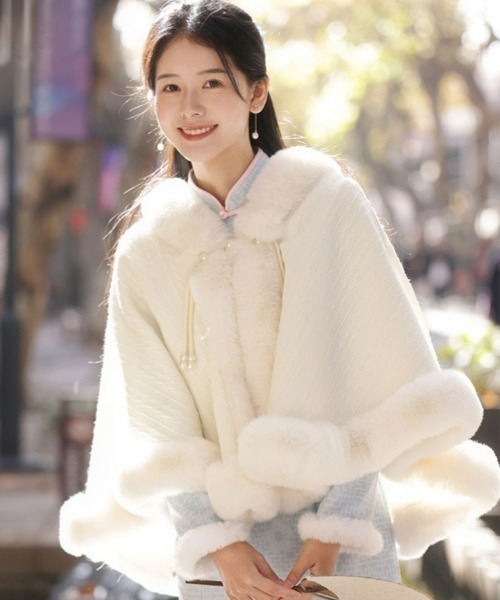 gossip!ロサンゼルス ポンチョ 「Y2Kガーリー」レトロファー付き