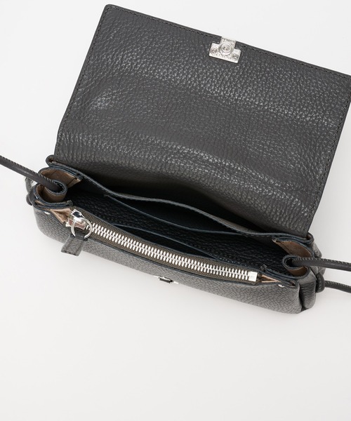 IACUCCI 二つ折り財布 ブラック IACUCCI（イアクッチ） 財布 FREE ブラック レディース : ZOZOTOWN