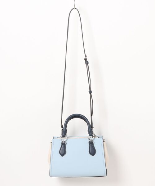 大人気コラボ　スモールショルダーバッグ　シルバー　レディースメンズ~~ MICHAEL KORS（マイケルコース） ショルダーバッグ バッグ MARILYN