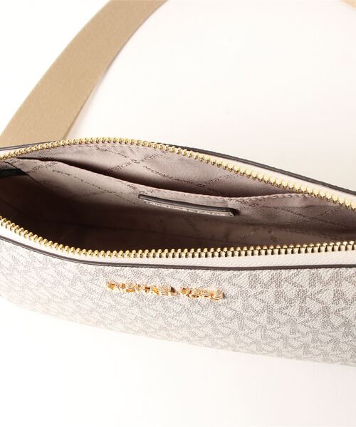 「MICHAEL KORS」 ショルダーバッグ FREE ベージュ系その他 レディースの画像