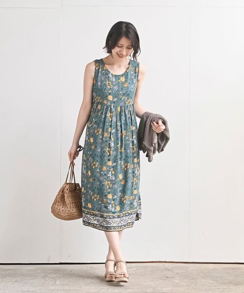 r・p・s（アールピーエス） ワンピース レーヨンプリントノースリーブ