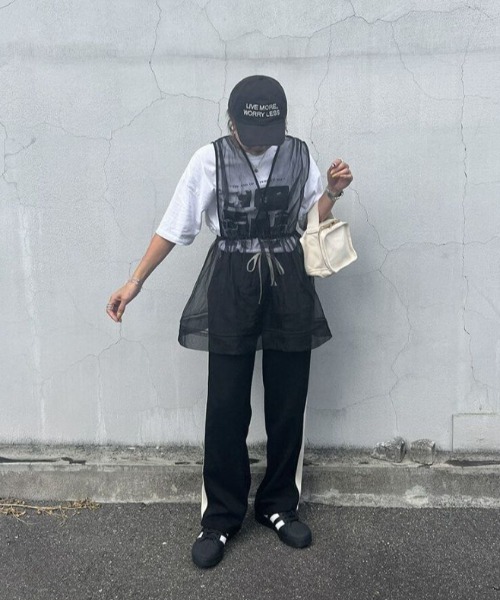 isook サイドライントラックパンツ新品 I-SOOK パンツ 「ISOOK / アイスー」サイドライントラックパンツ