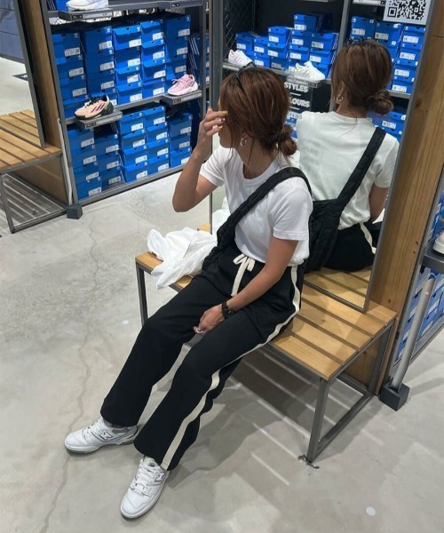 isook サイドライントラックパンツ新品 I-SOOK パンツ 「ISOOK / アイスー」サイドライントラックパンツ