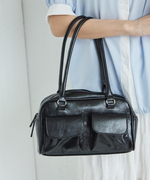 LA VORAGINE（ラ ヴォラジネ） ボストンバッグ 外ポケットボストン