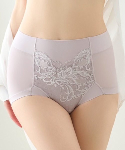 BRADELIS NewYork（ブラデリスニューヨーク） ショーツ すらっと