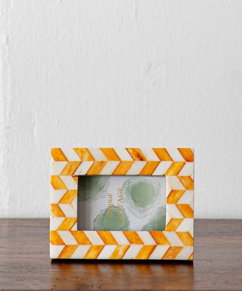 MILLION CARATS（ミリオンカラッツ） 写真立て 鮮やかなカラーとハンド