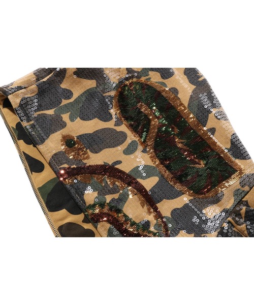 A BATHING APE / 1st CAMO / パーカー A BATHING APE（アベイシングエイプ） パーカー 1ST CAMO SEQUIN SHARK