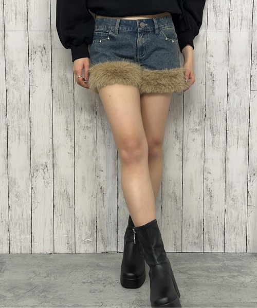パンツ 「裾ファー付き×デニム素材」デニムショートパンツ／秋冬Y2K