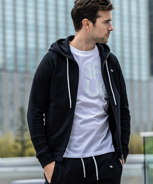 1PIU1UGUALE3 RELAX 「1PIU1UGUALE3 RELAX 」 ジップアップパーカー X