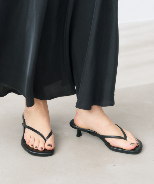 LE TALON サンダル、ミュール（性別：レディース）｜シューズ