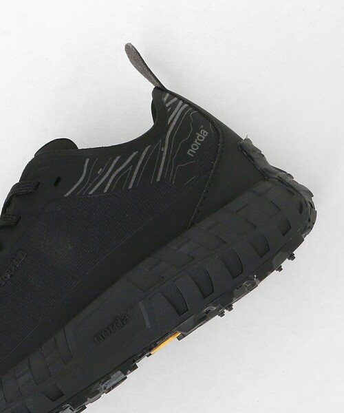 スニーカー 「norda」001A M-STEALTH BLK スニーカー メンズの画像