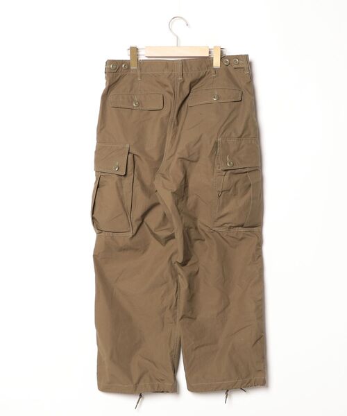 「BEAMS PLUS」 カーゴパンツ MEDIUM オリーブ メンズの画像