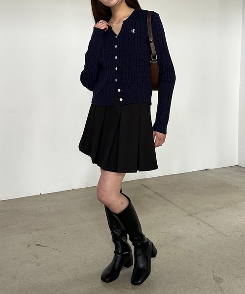 solleim（ソルレム） カーディガン ワンポイント刺繍キーネック