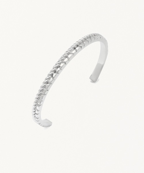forsomeone フォーサムワン　ツイスト　バングル　ブレスレット　シルバー forsomeone フォーサムワンツイストバングルブレスレットシルバー