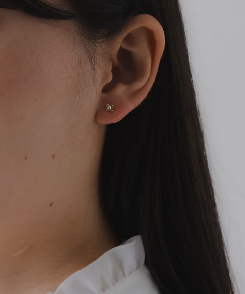 ピアス YUKA(^^) yu-ka ピアス YU-KA:ミニフラワースタッドピアス レディース