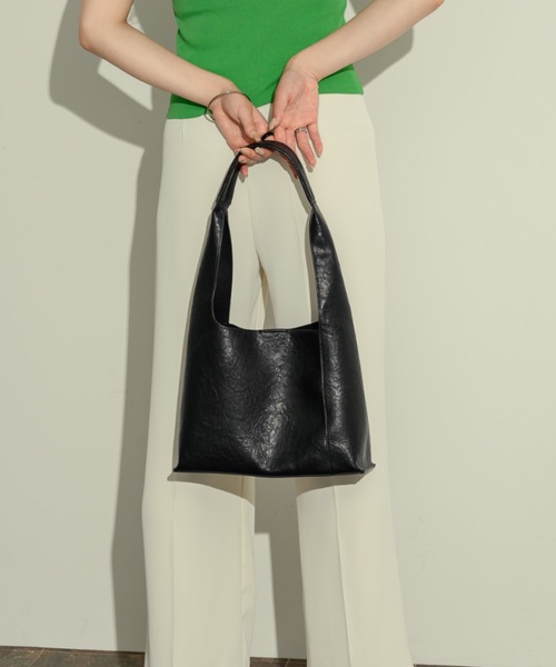 NEUNA（ヌナ） ハンドバッグ ニュアンスフェイクレザースクエアバッグ