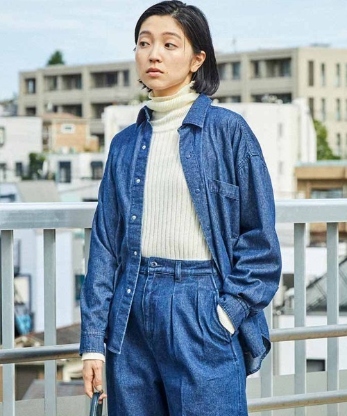 ブラウス シャツ ＴＨＲＥＥ　ＦＩＦＴＹ　ＳＴＡＮＤＡＲＤ　ベーシックなデニムシャツ レディース