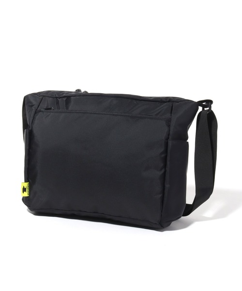 マウンテンスミス　ショルダーバック メッセンジャーバック MOUNTAIN SMITH ショルダーバッグ 「MOUNTAIN SMITH/マウンテン