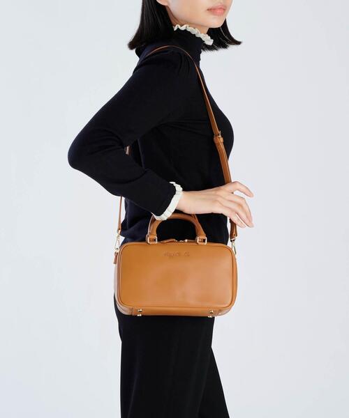 agnes b. アニエスベー　ボストンバッグ　レザーボストンバッグ　本革　茶色 agnes b. アニエスベー ボストンバッグ レザーボストンバッグ 本革