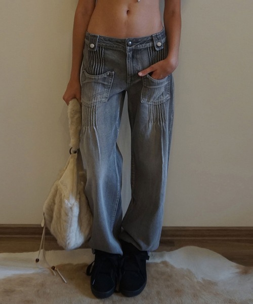 【SCULPTOR】スタッズ付きグレー デニムパンツ SCULPTOR】スタッズ付きグレー デニムパンツ MUSINSA公式 | SCULPTOR