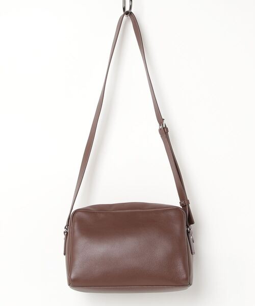 新品　Agnes b ブラウン　ショルダーバック agnes b.（アニエスベー） ショルダーバッグ FREE ブラウン レディース