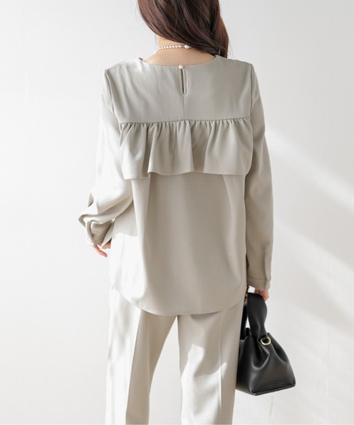 セットアップ バックフリルブラウス＆パンツ レディース : ZOZOTOWN