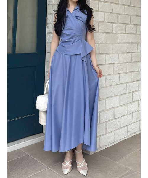 LILY BROWN（リリーブラウン） ワンピース ラッフルフリルペプラム