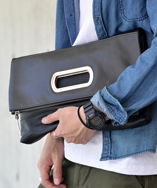 バーバリー ツートーン スカラップ ショルダーバッグ クラッチバッグ 2way クラッチバッグ 2way（BURBERRY）のおすすめ人気商品一覧 通販 - Yahoo