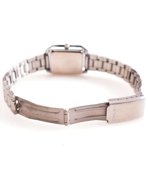 CASIO（カシオ） 腕時計 「60」「」クラシックメタルスクエア