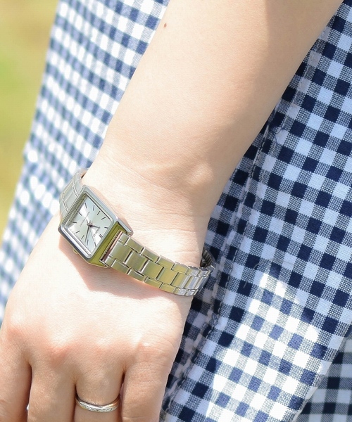 CASIO（カシオ） 腕時計 「60」「」クラシックメタルスクエア