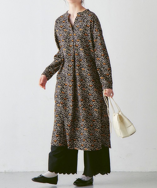 ねこのしっぽ様【新品】雑誌多数掲載☆24ss ebure クリアリネンワンピース Viola e ワンピース おさんぽ猫プリントワンピース : ZOZOTOWN