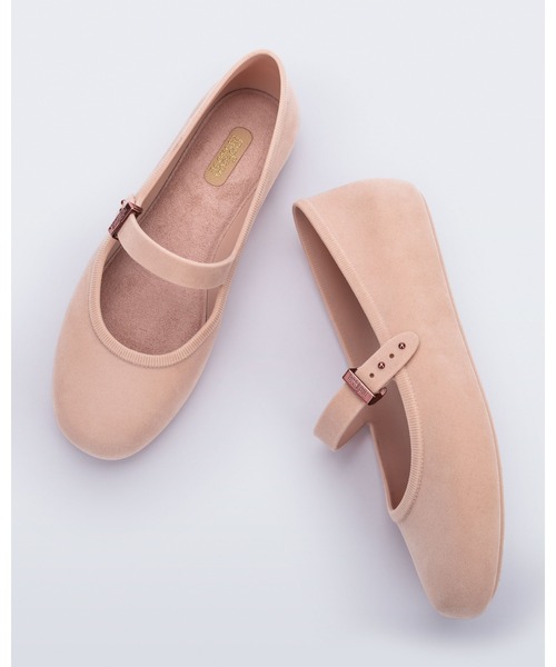 Melissa(メリッサ)・Soft Ballerina Velvet II バレエシューズ Melissa(メリッサ) Soft Ballerina Velvetフラットソール 追跡有