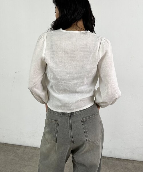 【WHO'S WHO gallery】パフスリーブギャザーブラウス AWカラー新色追加/予約】パフスリーブギャザーブラウス | WHO'S