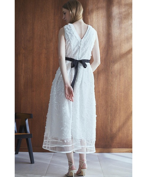 ワンピース Florentina Lace Belted Dress ラインシアーレースドレスの画像
