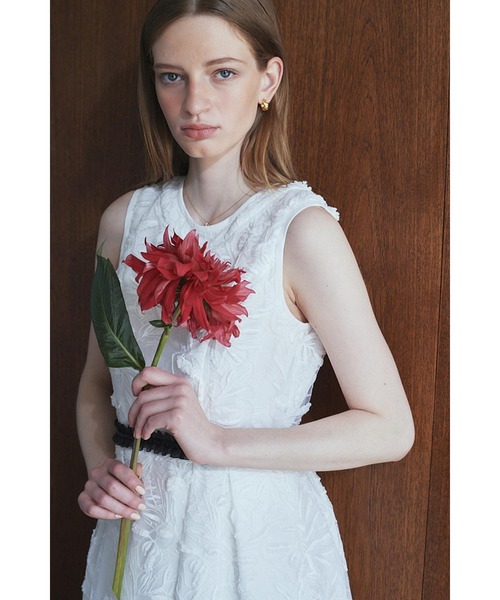 ワンピース Florentina Lace Belted Dress ラインシアーレースドレスの画像