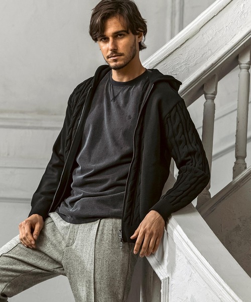 AKM Contemporary（エイケイエムコンテンポラリー） パーカー 「WEB