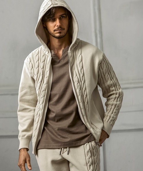 エイケイエム コンテンポラリー（AKMContemporary）/AKM Contemporary サイドケーブルニットパーカー【WEB/直営店限定】 AKM Contemporary（エイケイエムコンテンポラリー） パーカー 「WEB