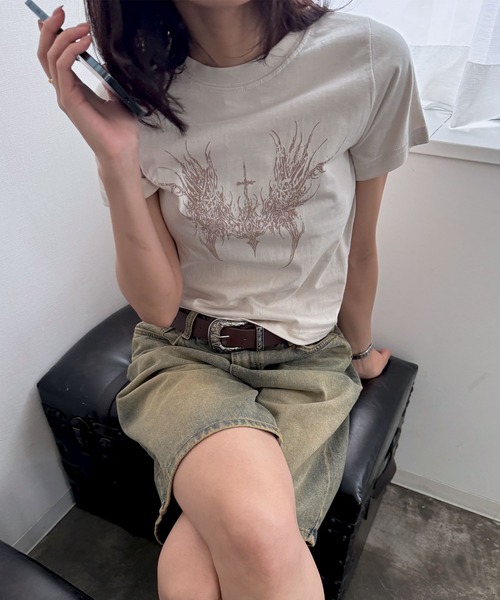 「FOLLOWIN」 半袖Tシャツ FREE ベージュ レディース_画像4