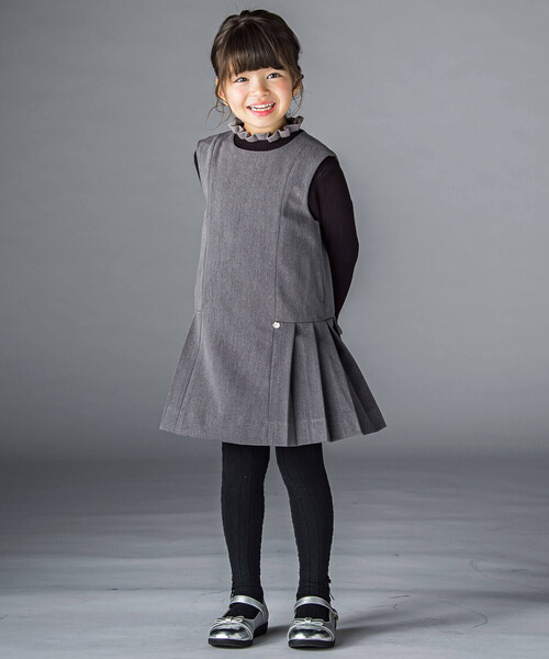 「BeBe Petits Pois Vert」 「KIDS」ノースリーブワンピース 150cm グレー キッズ_画像2