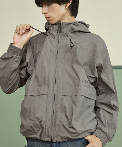 最終値下げ！OAKLEY ナイロンジャケット OAKLEY（オークリー） ナイロンジャケット FGL VAPOR JACKET 1.0 限定