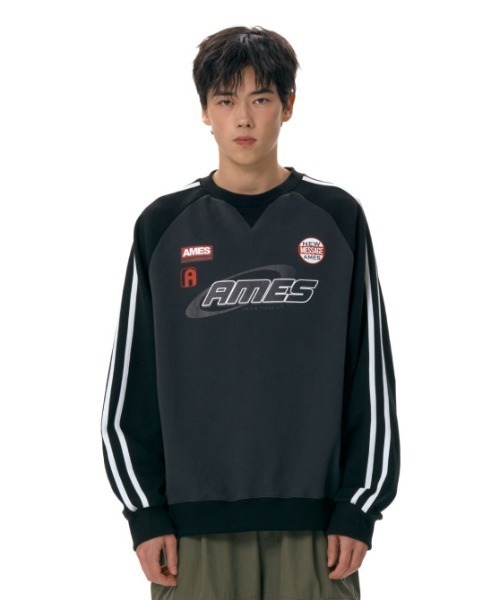 トレーナー スウェット A'GEM/9 × .kom 「AMESWORLDWIDE/アメスワールドワイド」LAYERED NECK SWEATSHIR A'GEM/9 × .kom 『AMESWORLDWIDE/アメスワールドワイド』LAYERED