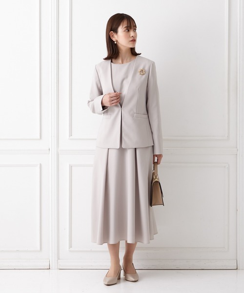 AIMER ワンピース レース袖×ウエストタックフィット＆フレア