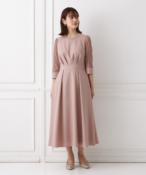 AIMER ワンピース レース袖×ウエストタックフィット＆フレア