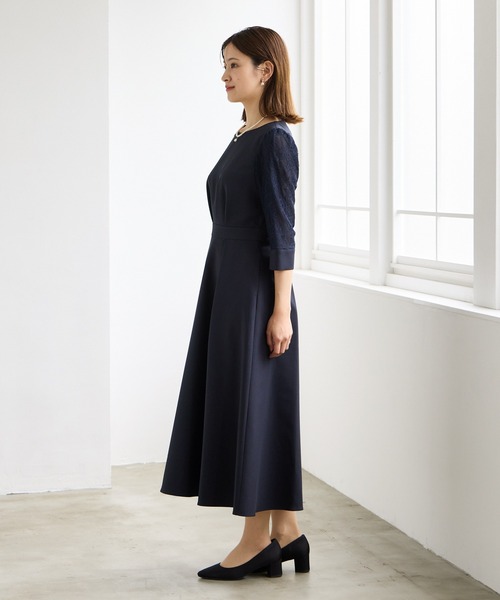 AIMER ワンピース レース袖×ウエストタックフィット＆フレア